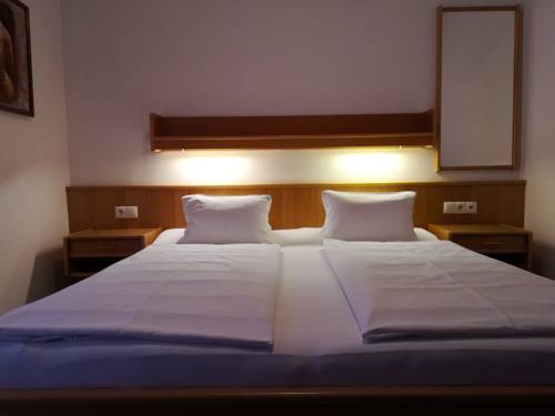 Imagen de la habitación del Hotel Hotel-garni Austria. Foto 3