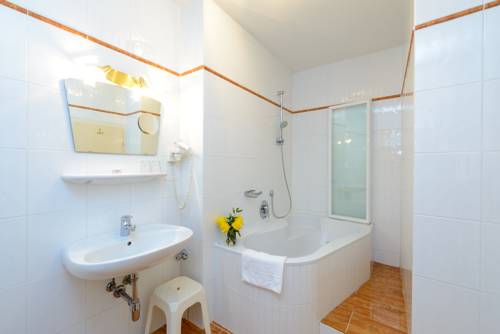 Imagen de la habitación del Hotel Hotel-gasthof Maria Plain. Foto 9