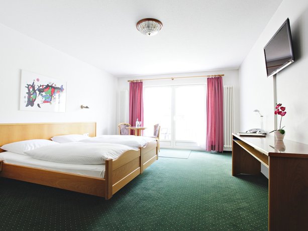 Imagen de la habitación del Hotel Hotel-gasthof Neum&uuml;hle. Foto 10