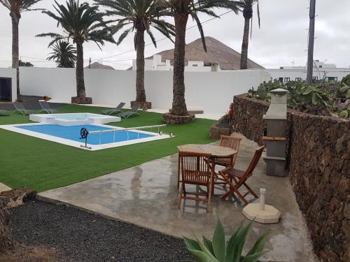 Imagen general del Hotel Hotelito Rural Flor de Timanfaya. Foto 11