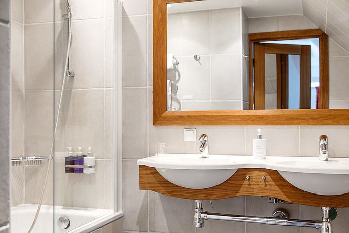 Imagen de la habitación del Hotel Hotell G&auml;sslingen. Foto 7