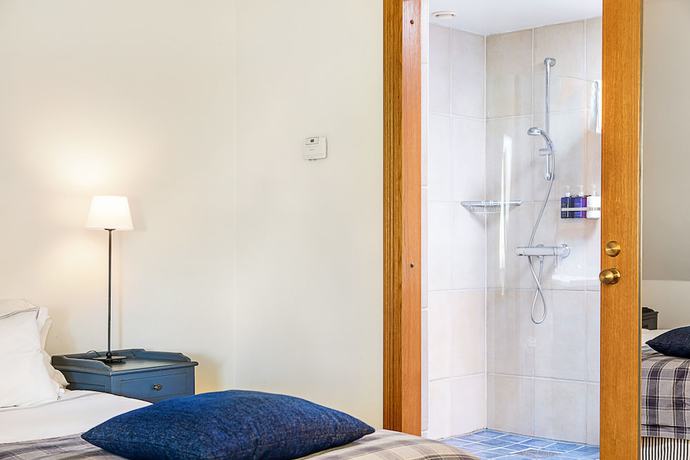 Imagen de la habitación del Hotel Hotell G&auml;sslingen. Foto 16