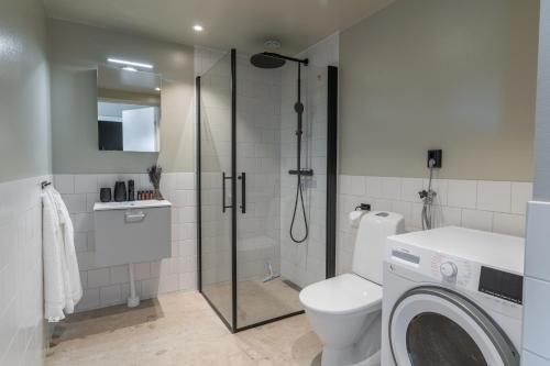 Imagen general del Hotel Hotell Han&ouml;hus H&auml;llevik. Foto 6