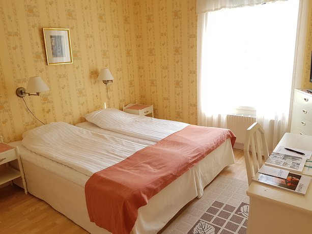 Imagen de la habitación del Hotel Hotell J&auml;rvs&ouml;baden. Foto 12