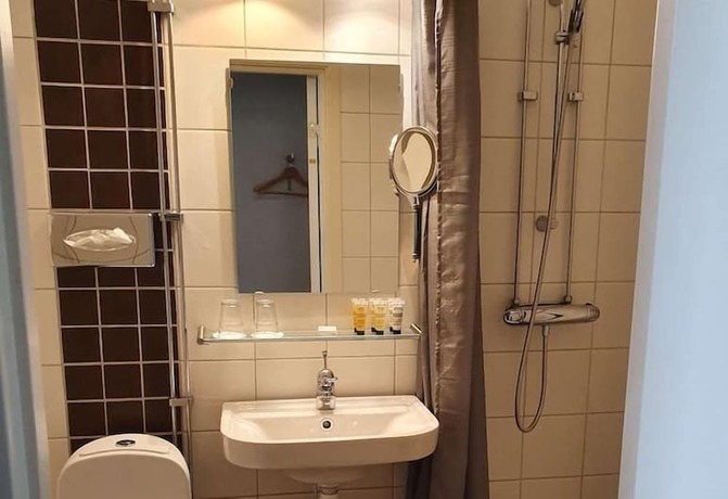 Imagen de la habitación del Hotel Hotell Pausa. Foto 15