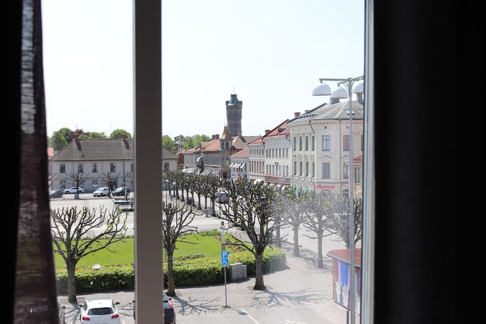 Imagen de los interiores del Hotel Hotell R&aring;dhuset. Foto 17