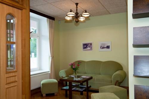 Imagen de los interiores del Hotel Hotell R&auml;pina. Foto 6