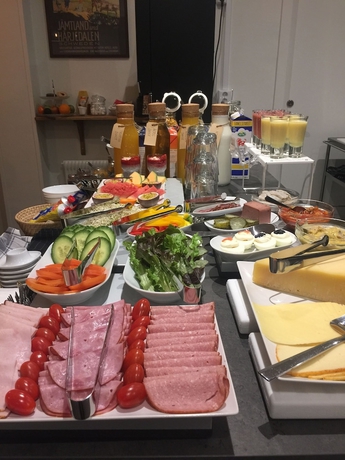 Imagen del bar/restaurante del Hotel Hotell Stortorget, &ouml;stersund. Foto 9