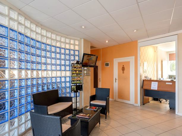 Imagen de los interiores del Hotel Hotellerie Saint Jean. Foto 15