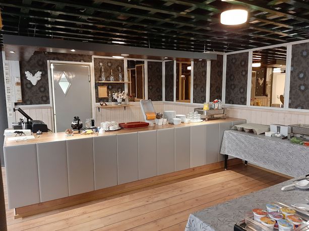 Imagen de los interiores del Hotel Hotelli Kaatrahovi. Foto 20