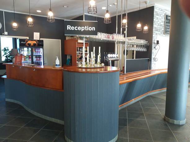 Imagen de los interiores del Hotel Hotelli Kaustinen. Foto 9