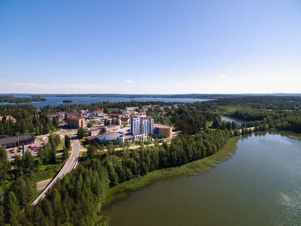 Imagen de los exteriores del Hotel Hotelli Kuohu. Foto 15