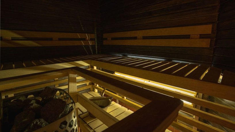 Imagen de la piscina del Hotel Hotelli Tikkurila. Foto 15