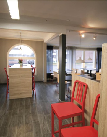 Imagen del bar/restaurante del Hotel Hotelli Toivola. Foto 4