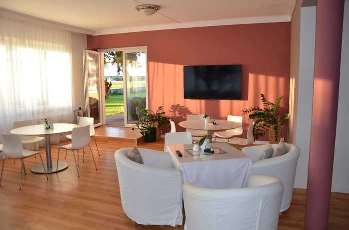 Imagen del bar/restaurante del Hotel Hotelmaria. Foto 4