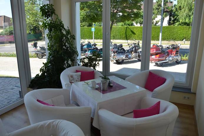 Imagen del bar/restaurante del Hotel Hotelmaria. Foto 5