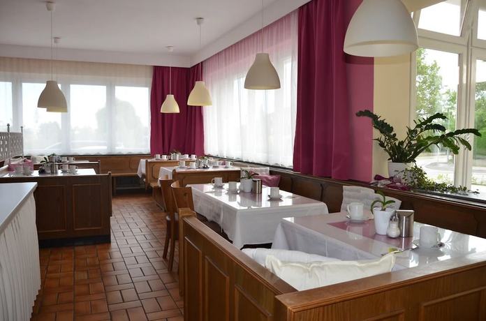 Imagen del bar/restaurante del Hotel Hotelmaria. Foto 7