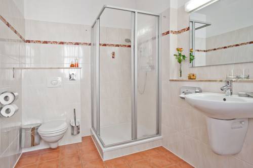 Imagen de la habitación del Hotel Hotel-pension Am Schwanenteich. Foto 5