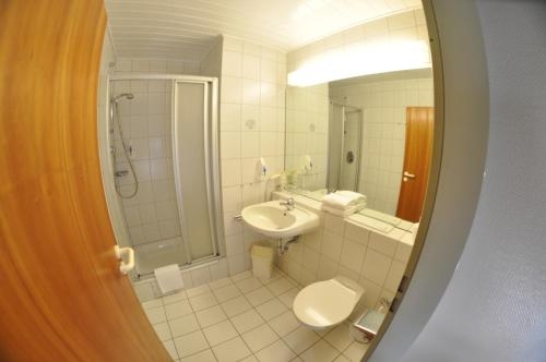 Imagen de la habitación del Hotel Hotel-restaurant Berghof, Fulda. Foto 9