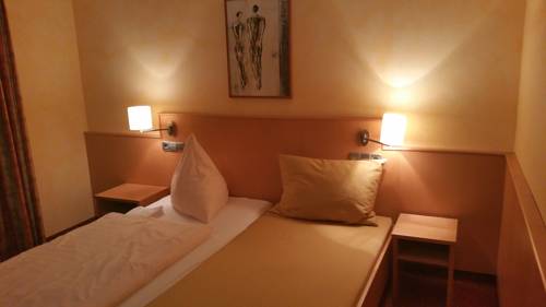Imagen de la habitación del Hotel Hotel-restaurant Fr&ouml;hlich. Foto 10