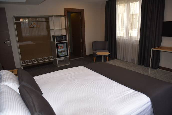 Imagen de la habitación del Hotel Hotels Dalgiclar. Foto 8