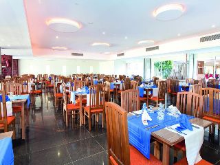 Imagen del bar/restaurante del Hotel Houda Skanes Monastir. Foto 2
