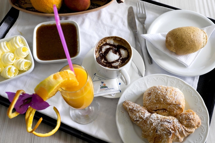 Imagen del bar/restaurante del Hotel Houda Yasmine Marina and Spa. Foto 3