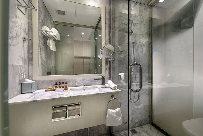 Imagen de los interiores del Hotel Hougoumont. Foto 13