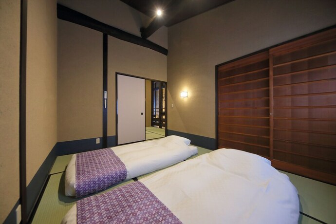 Imagen de la habitación del Hotel Houka. Foto 24