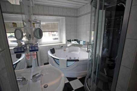 Imagen de la habitación del Hotel Höckner Plaza. Foto 15