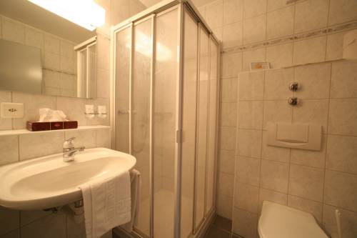 Imagen de la habitación del Hotel H&ouml;fli. Foto 16