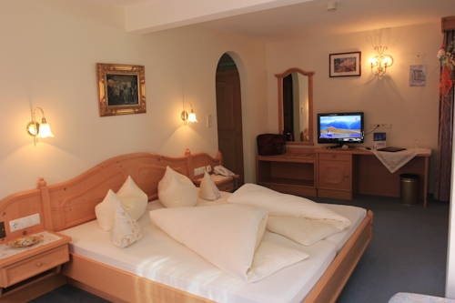 Imagen general del Hotel Höhlenstein. Foto 2