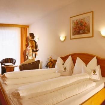 Imagen general del Hotel H&ouml;llroah. Foto 3