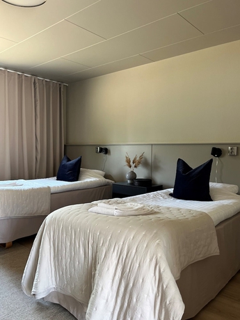 Imagen general del Hotel H&ouml;llviksn&auml;s m&ouml;ten mat logi. Foto 1