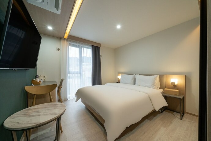 Imagen de la habitación del Hotel Hound Gimhae Samgye. Foto 9