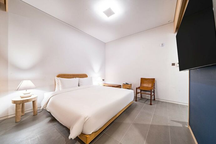 Imagen de la habitación del Hotel Hound Signature. Foto 14