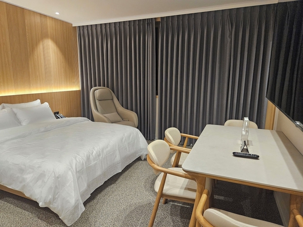 Imagen de la habitación del Hotel Hound Tongyeong Jukrim. Foto 2