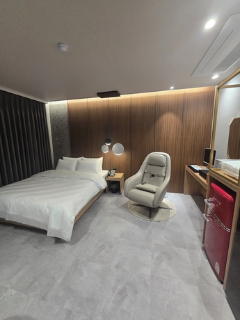 Imagen de la habitación del Hotel Hound Tongyeong Jukrim. Foto 5