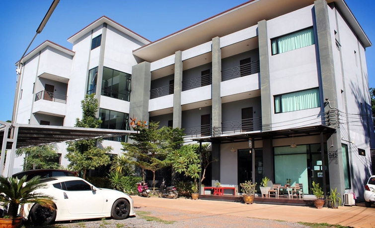 Imagen de los exteriores del Hotel House 945. Foto 14