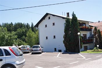 Imagen de los exteriores del Hotel House Hodak. Foto 14