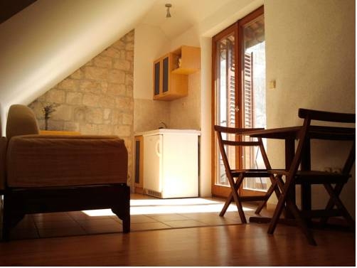 Imagen general del Hotel House Ivancic. Foto 12