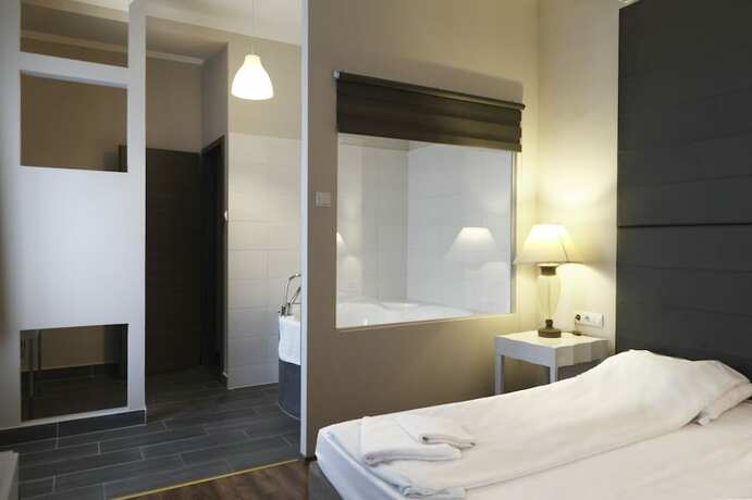 Imagen de la habitación del Hotel House Octogon. Foto 20