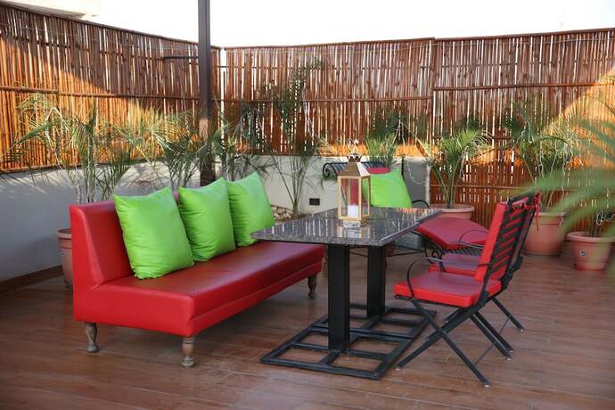 Imagen general del Hotel House Of Vibes. Foto 1