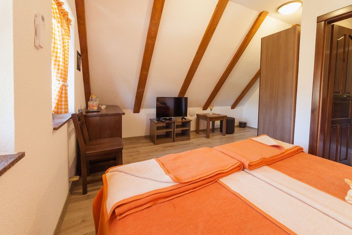 Imagen de la habitación del Hotel House Rustico. Foto 3