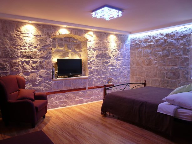 Imagen de la habitación del Hotel House Sandra. Foto 18