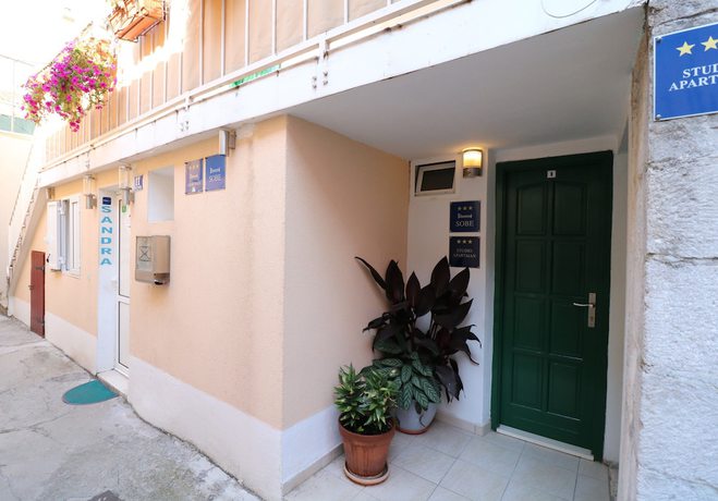 Imagen general del Hotel House Sandra. Foto 2