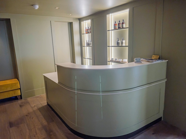 Imagen de los interiores del Hotel House of George W. Davies. Foto 16
