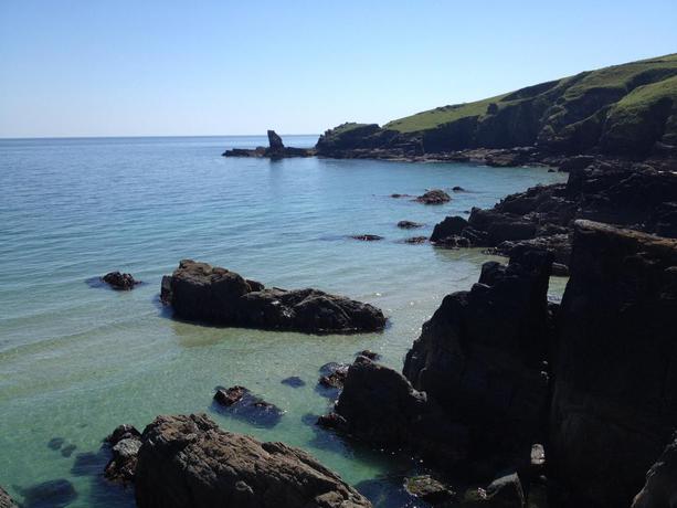 Imagen de los exteriores del Hotel Housel Bay. Foto 14