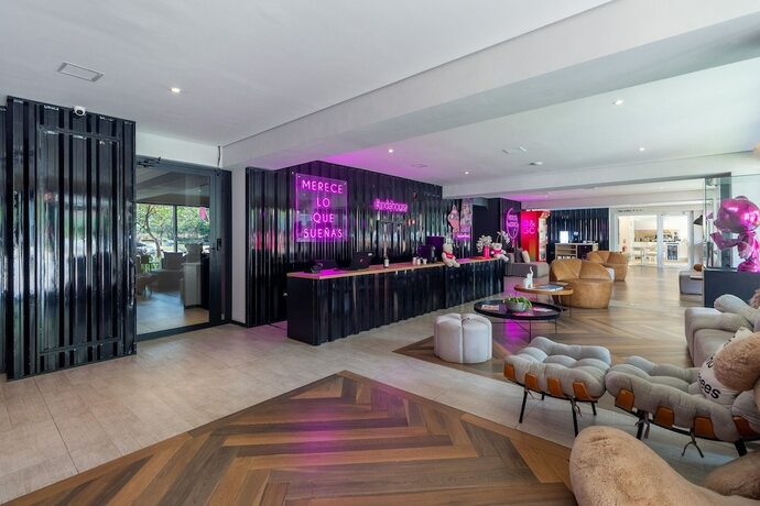 Imagen de la habitación del Hotel Housi Faria Lima. Foto 16