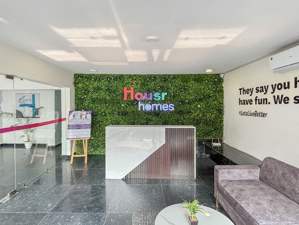 Imagen de los interiores del Hotel Housr Sector 28 Golf Course Road Next To Phase 1 Metro Station. Foto 14